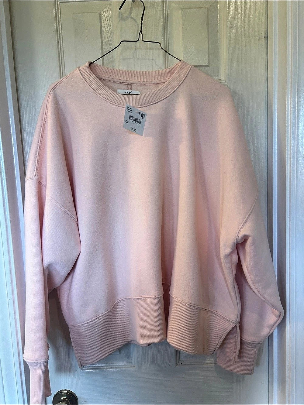 American Eagle Pink Crewneck Sweatshirt Size Medium NWT